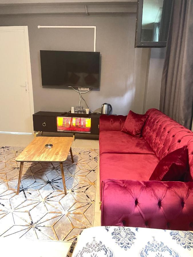 Royal Hotel Fatih Istanbul Exterior photo